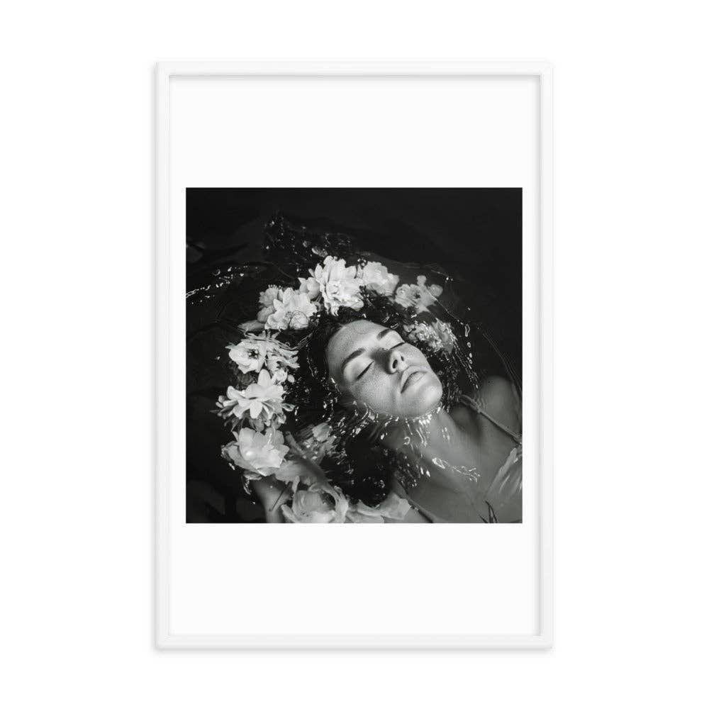 Annabelle - Framed Print Black and White Photography Modern: Black / 24″×36″
