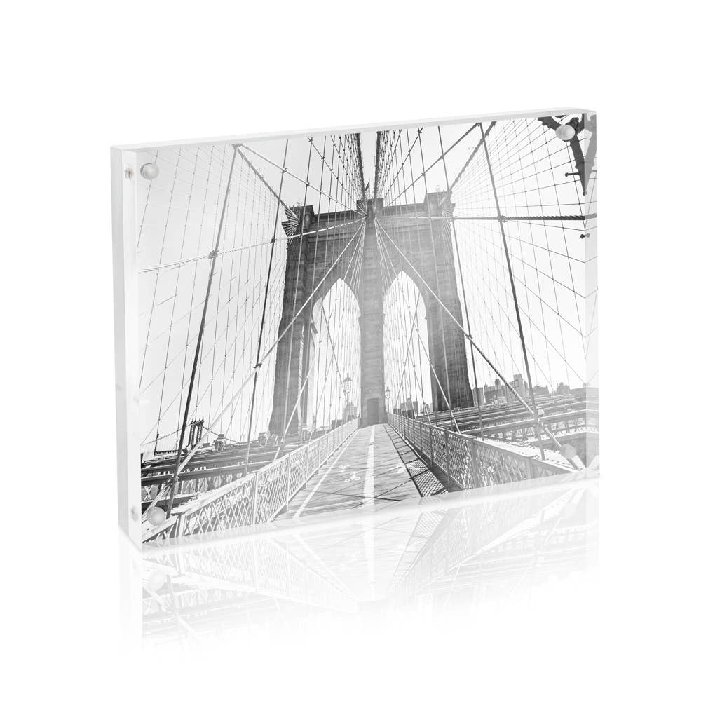 Isaac Jacobs Super Thick Clear Acrylic Magnetic Photo Frame