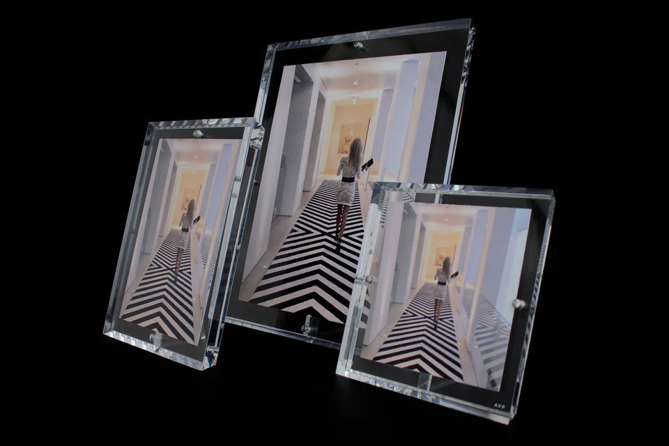 Voltage Snap Frame
