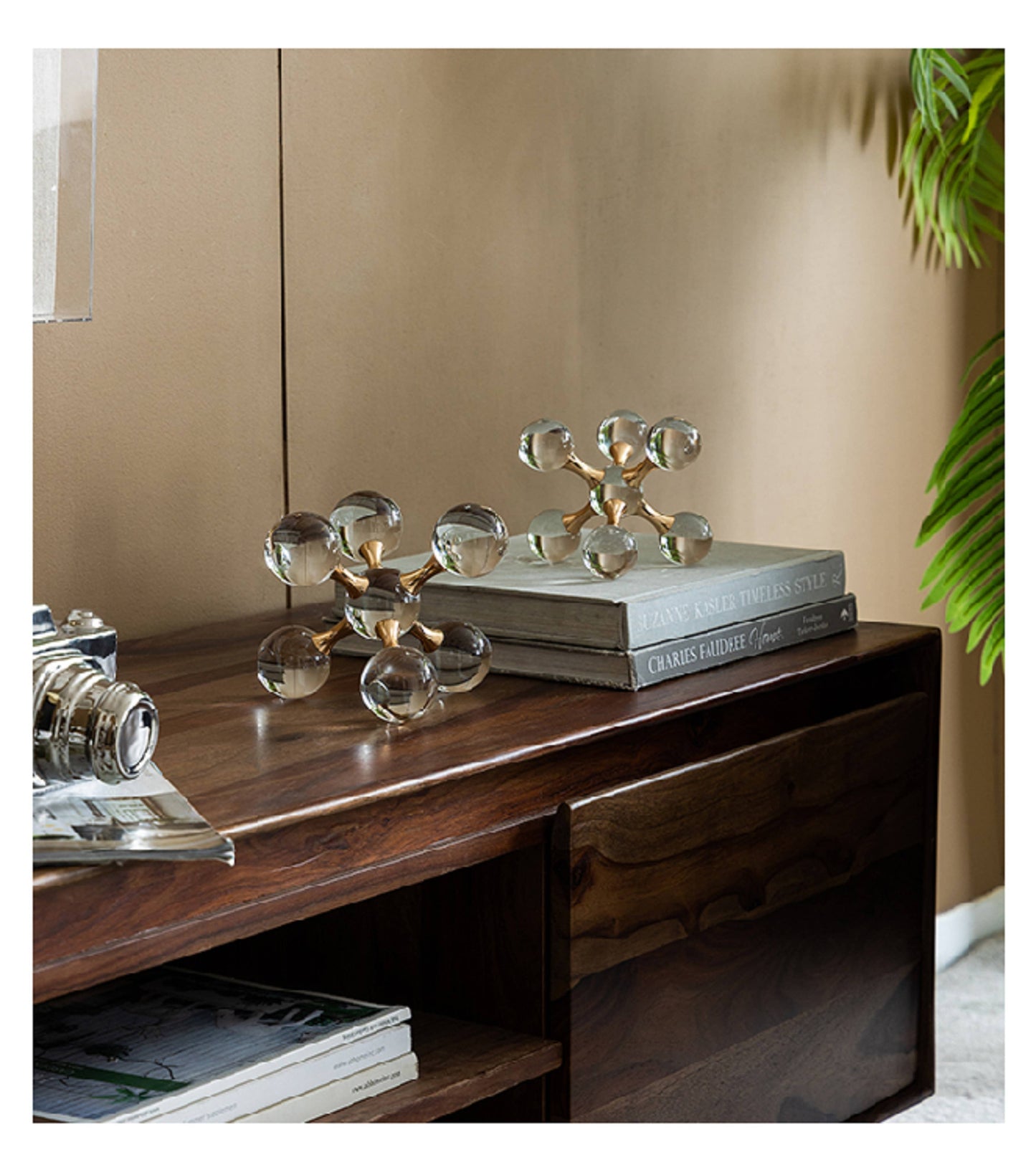 Molecular Glass Ball Decor: Large