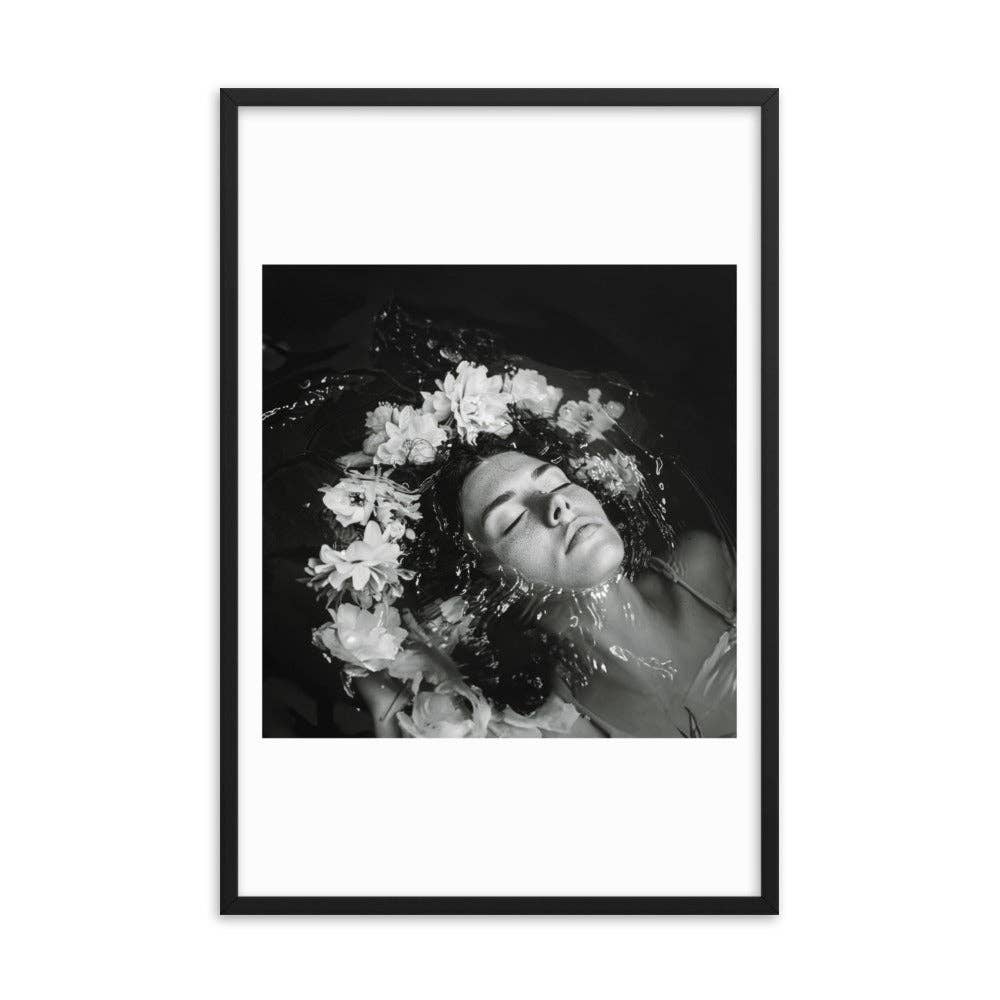 Annabelle - Framed Print Black and White Photography Modern: Black / 24″×36″