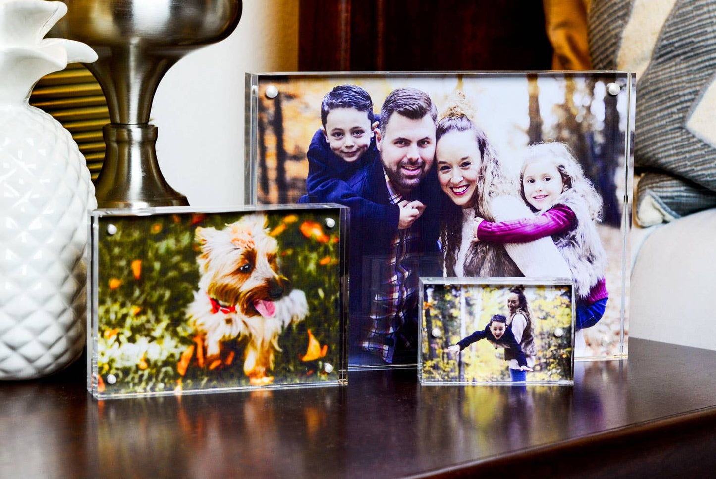 Isaac Jacobs Super Thick Clear Acrylic Magnetic Photo Frame