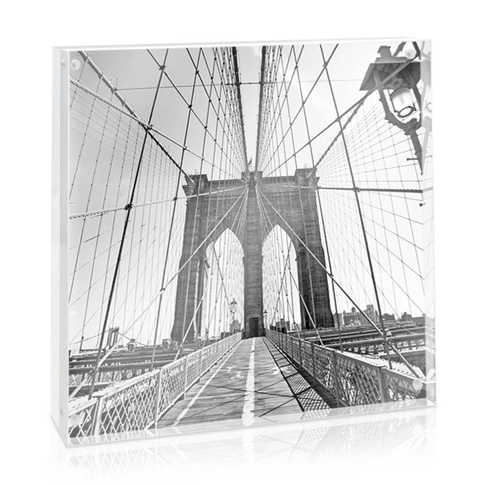 Isaac Jacobs Super Thick Clear Acrylic Magnetic Photo Frame