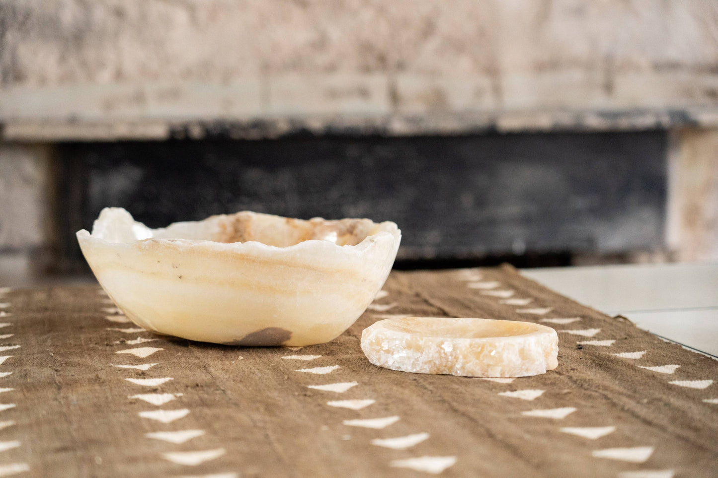 Premium Onyx Bowl Raw Edge