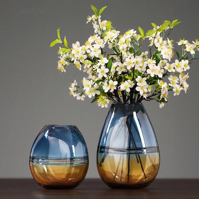 Modern Gradient Light Luxury Minimalist Glass  Vase: Small