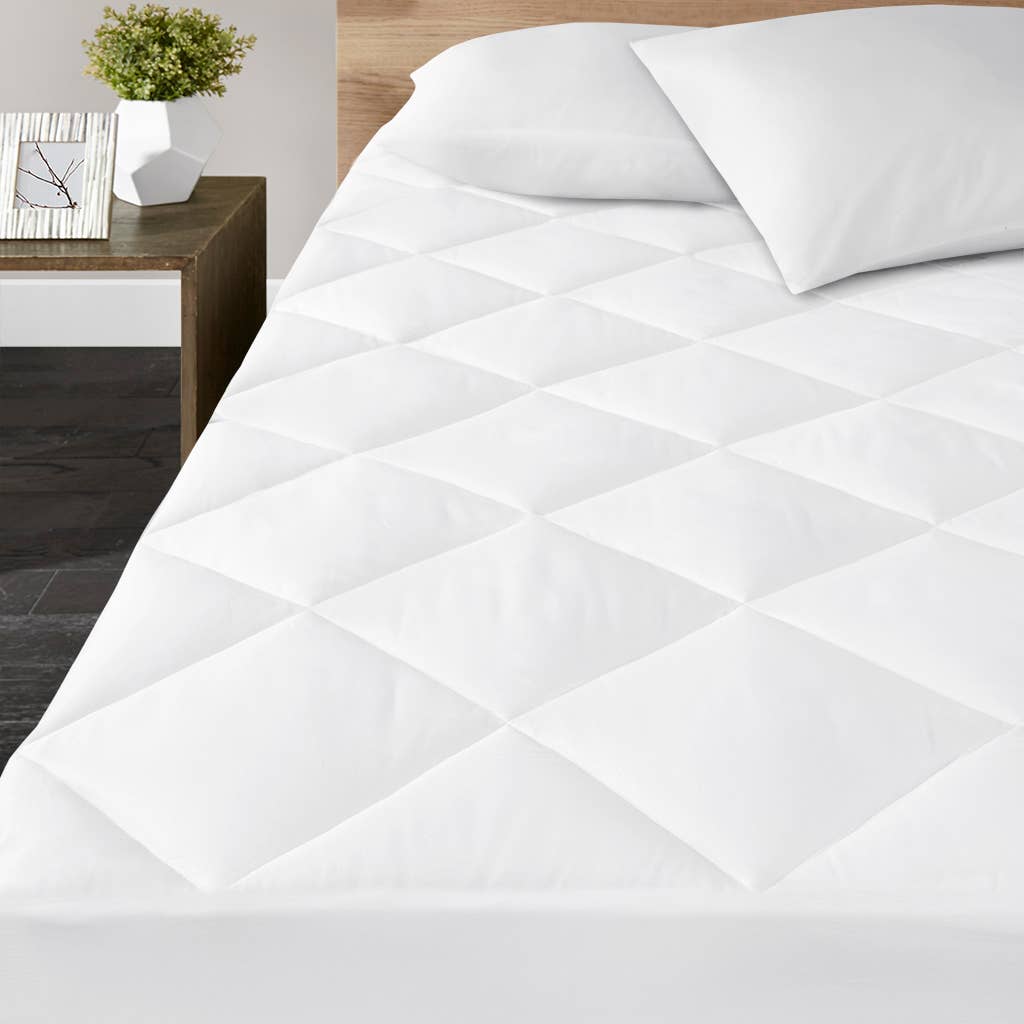 100% 300TC Cotton Sateen Waterproof Mattress Pad: Queen
