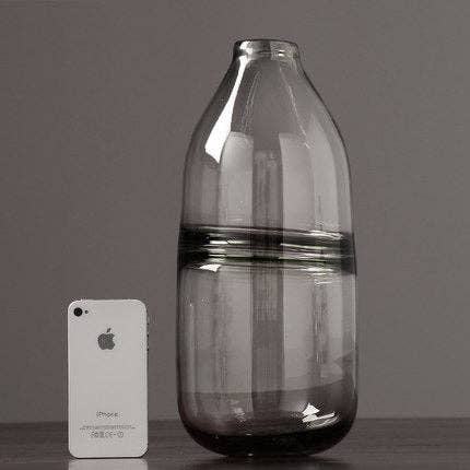 Thick Shadowy Unique Glass Vase: Blue / B