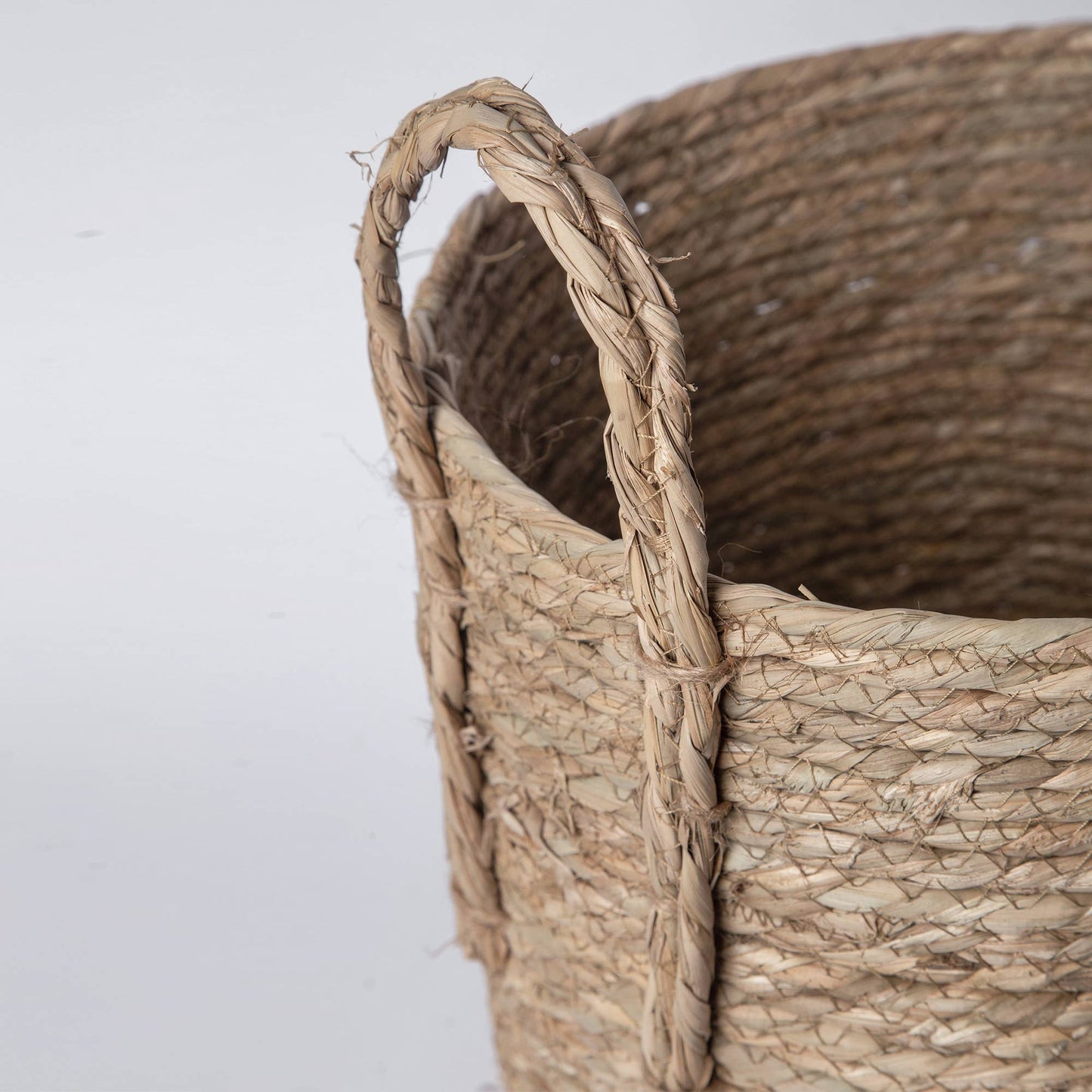 816 - Seagrass Basket with handles: Large