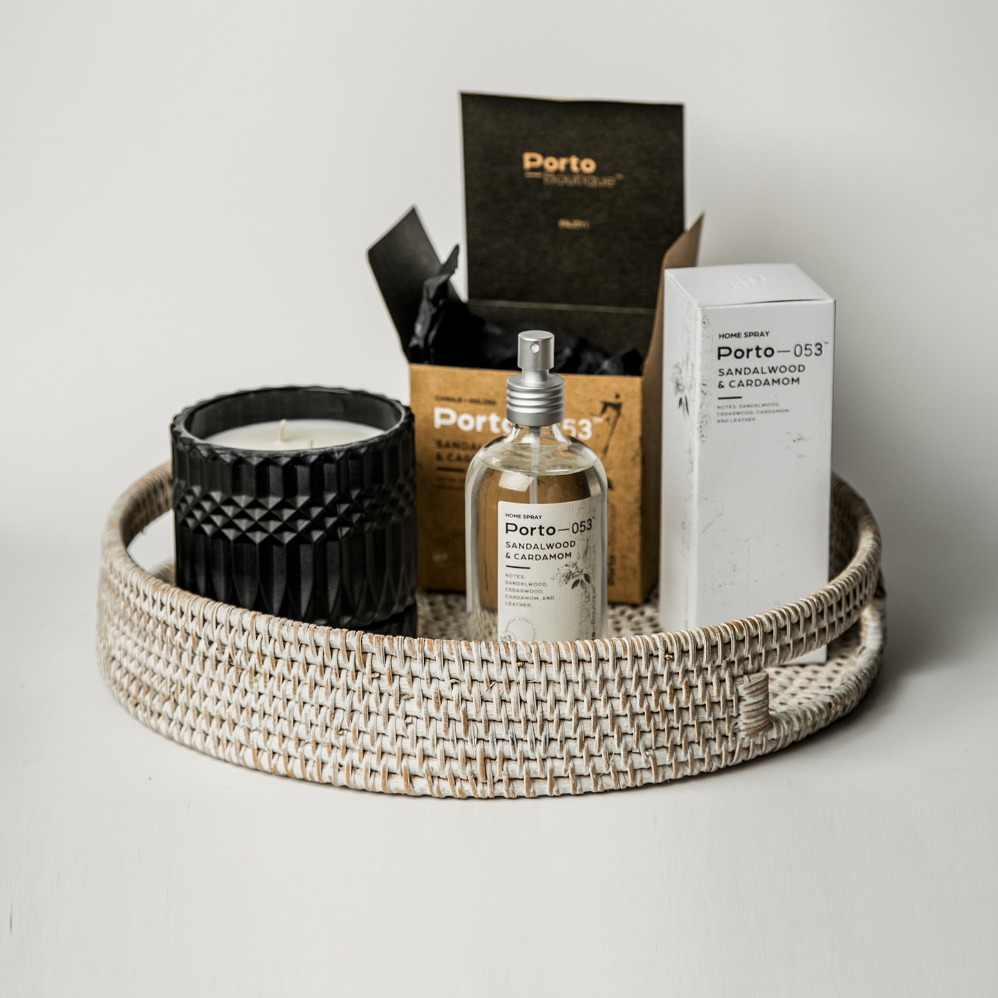 404 - Round Rattan Tray: Large