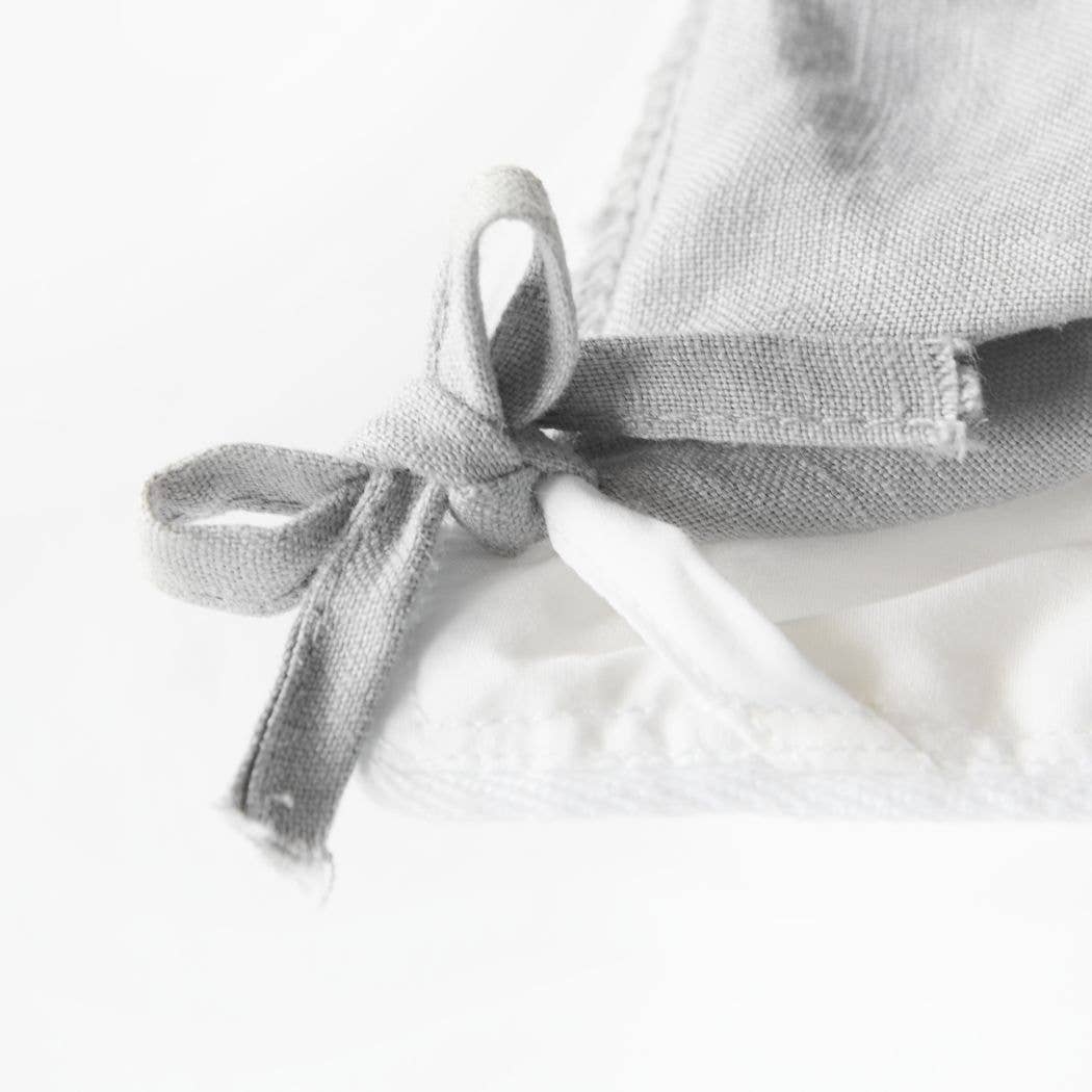 Luxury Goose Down Comforter – All-Season Weight : Full/Queen 88x98