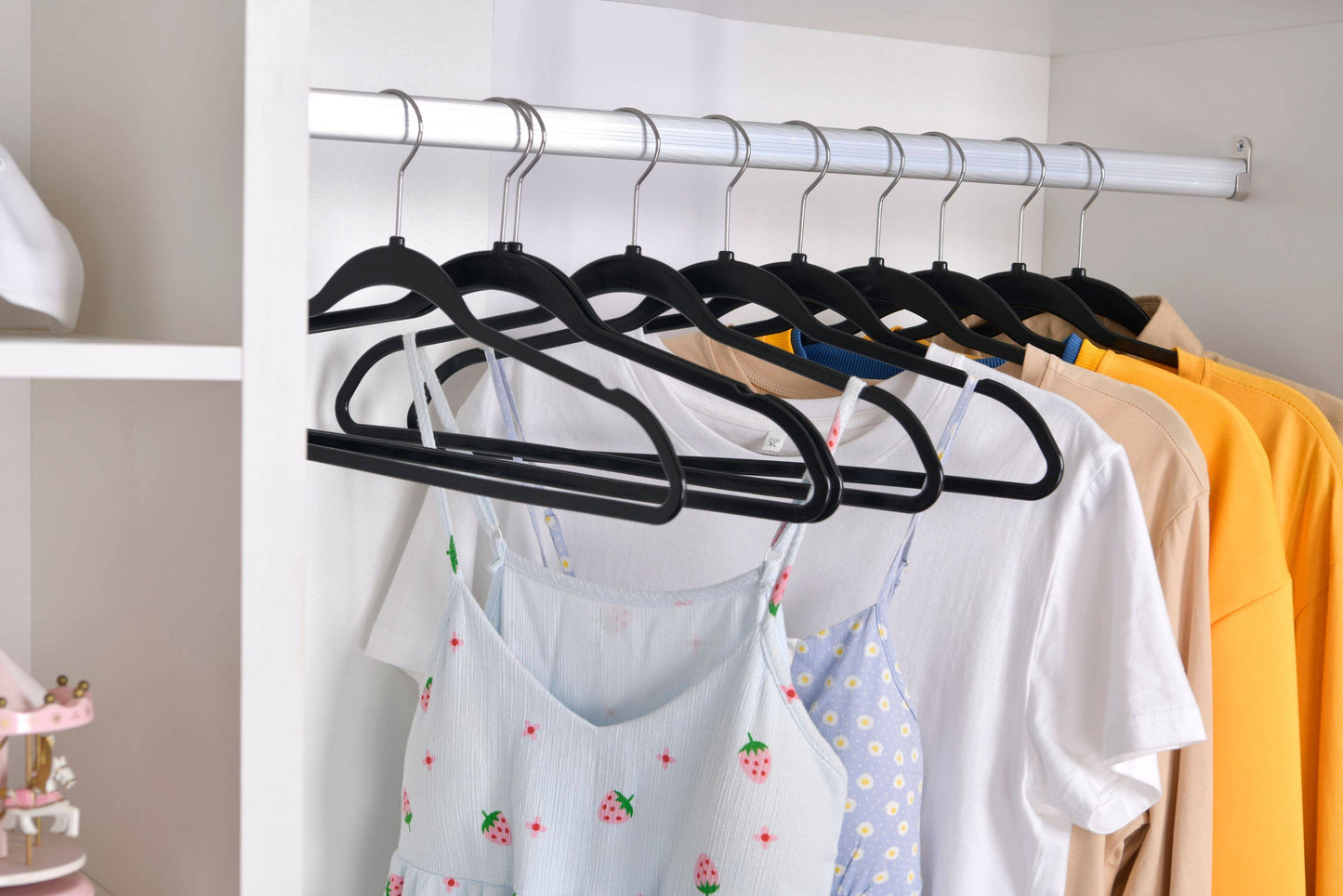 Space saving Plastic Shirt Hangers - 200/case: Ivory