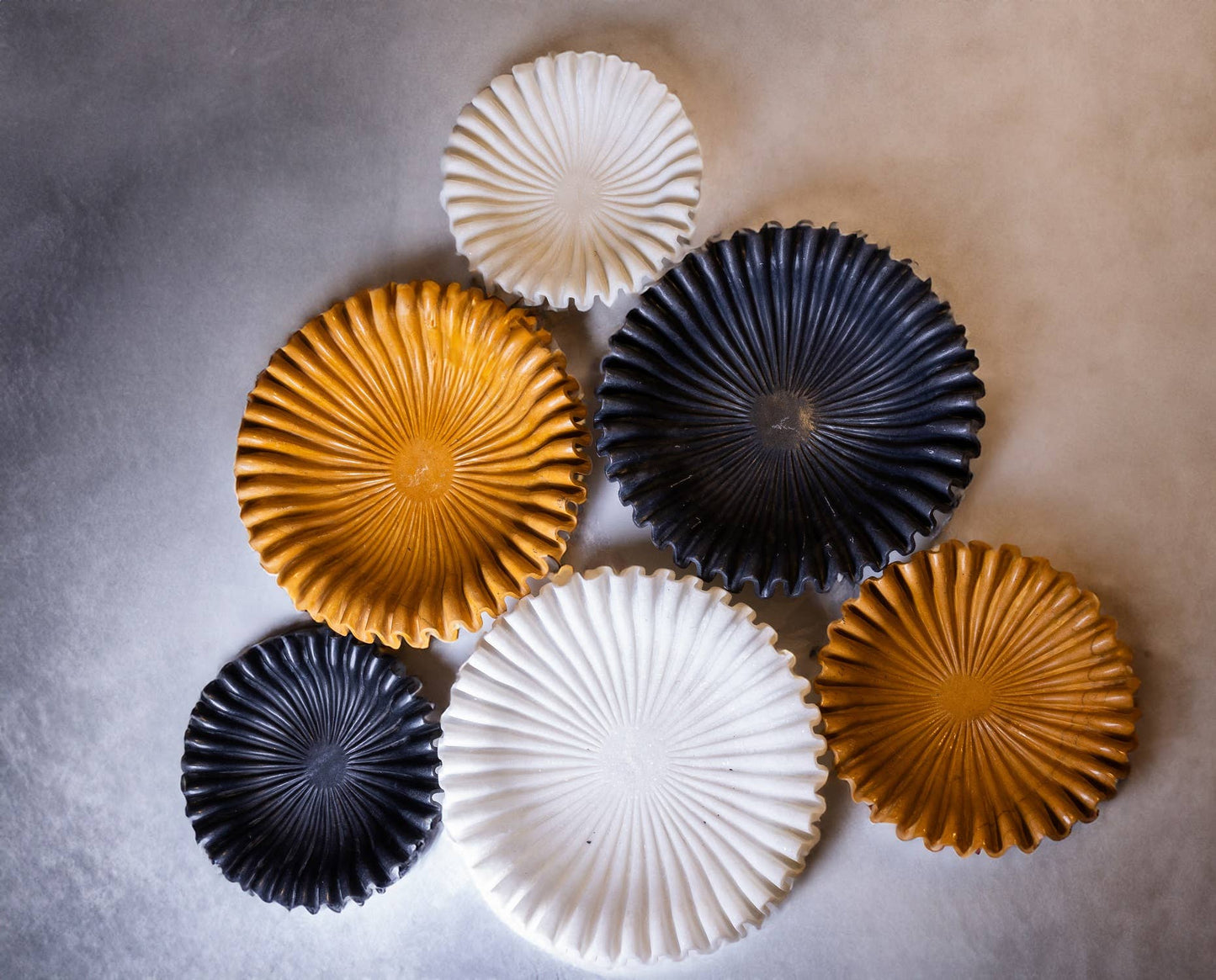 White Lehroya Bowl Large Honed Polish Dia 16": White / MARBLE