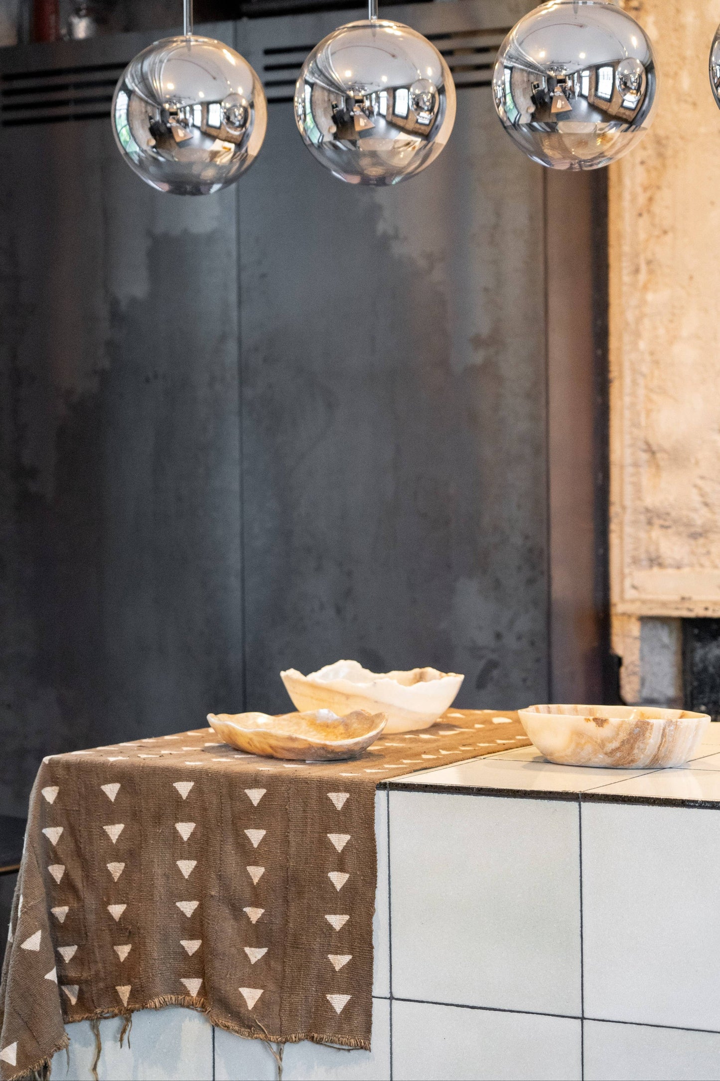 Premium Onyx Bowl Raw Edge